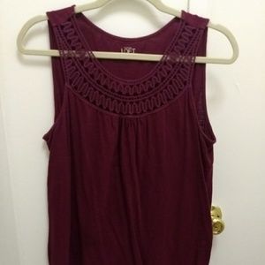 LOFT L Sleeveless burgundy top with neck detail